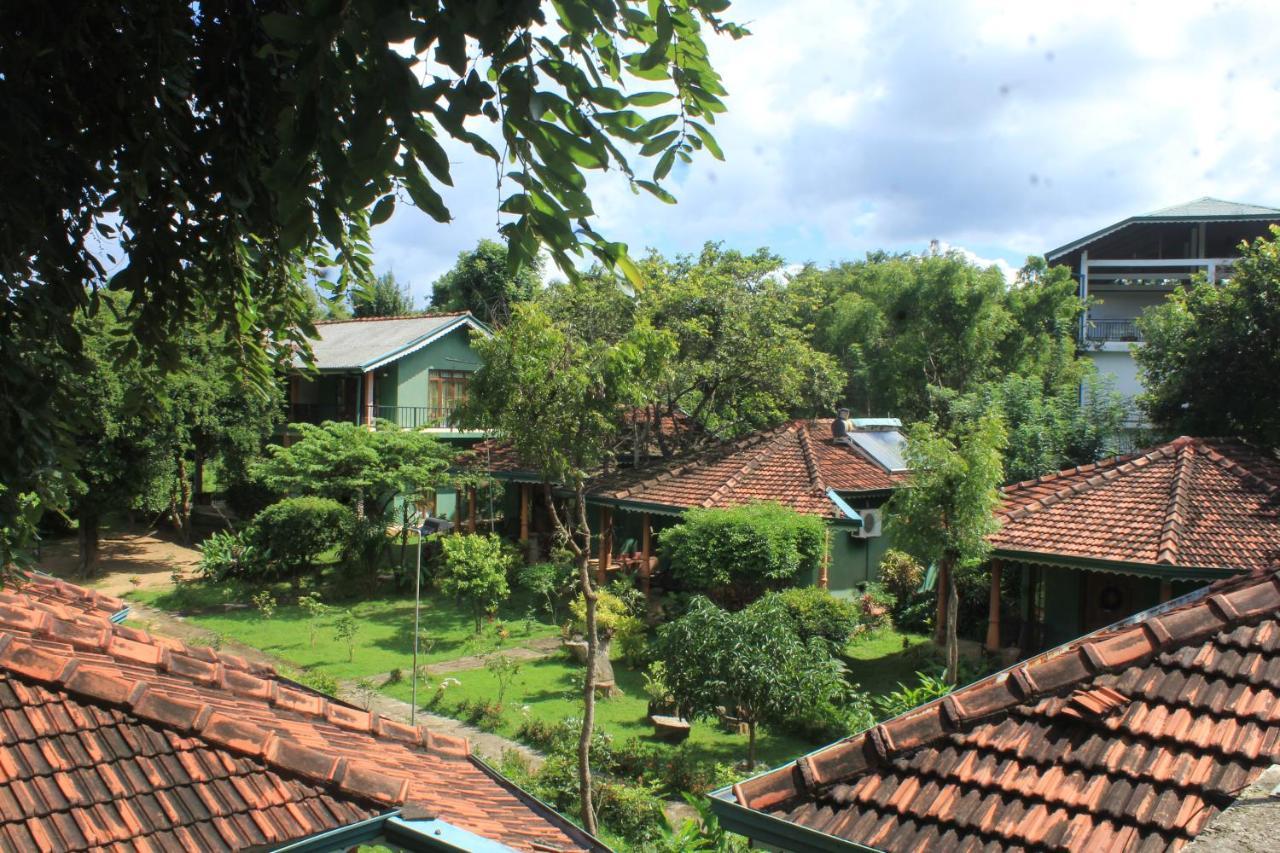 Sigiriya Melrose Villas Exterior photo
